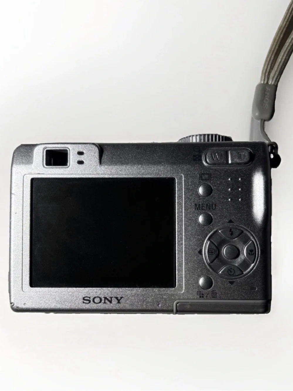 Sony Cyber-shot DSC-W7 7.2MP Silver Compact 3x Zoom MPEG Movie Incl mem card